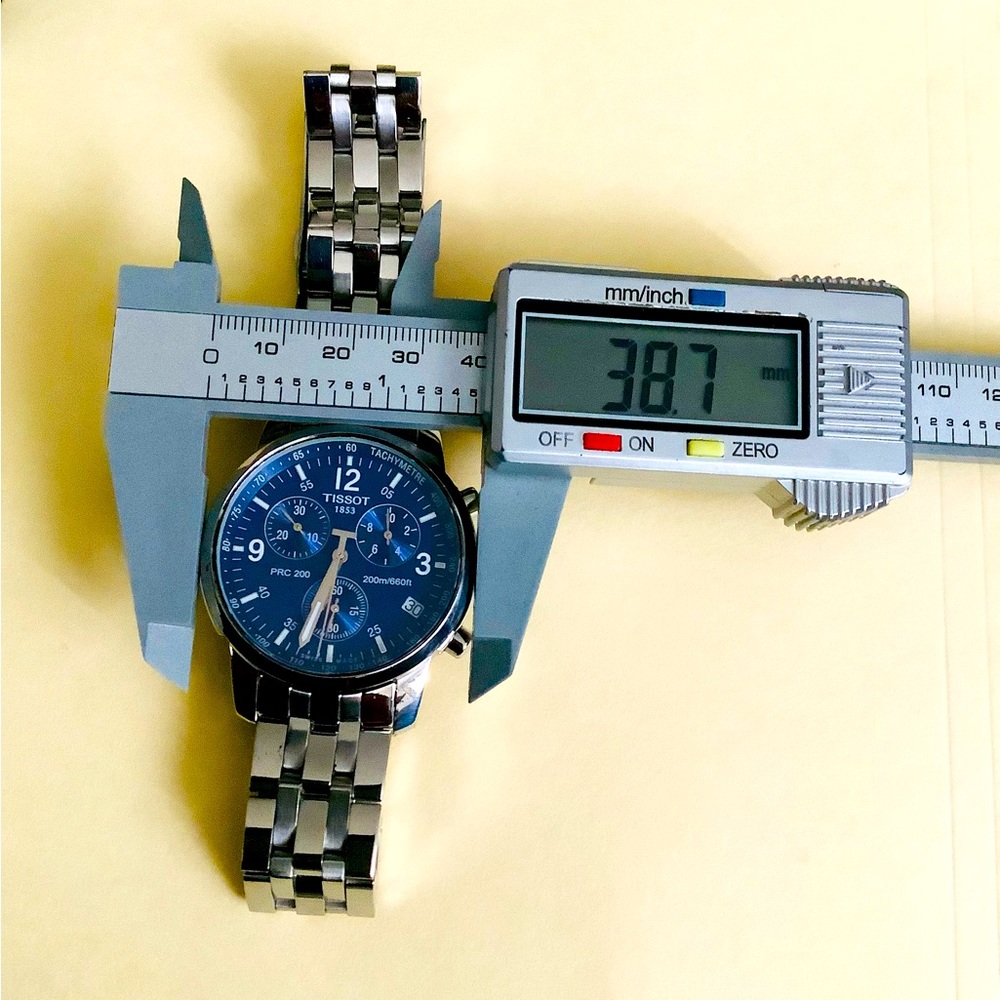 Mens TISSOT watch BIG and BEAUTIFUL 💫💫 - Picture 8 of 15